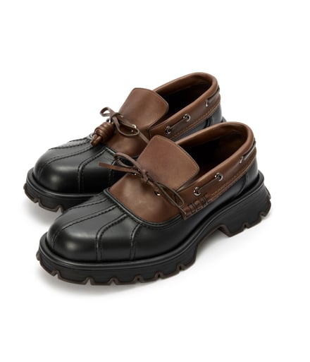 LOEWEの2026年春夏プレコレクションのアイテム画像