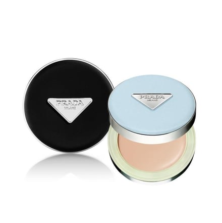 プラダ ビューティ 2026年1月1日発売の新アイテムの画像