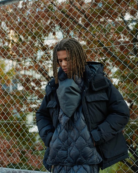 タイオンとホワイトマウンテニアリングがコラボレーションで発売するダウンジャケットとダウンパンツのルック画像