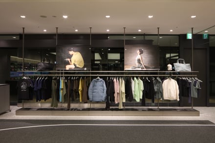 アシックス グランフロント大阪の内観