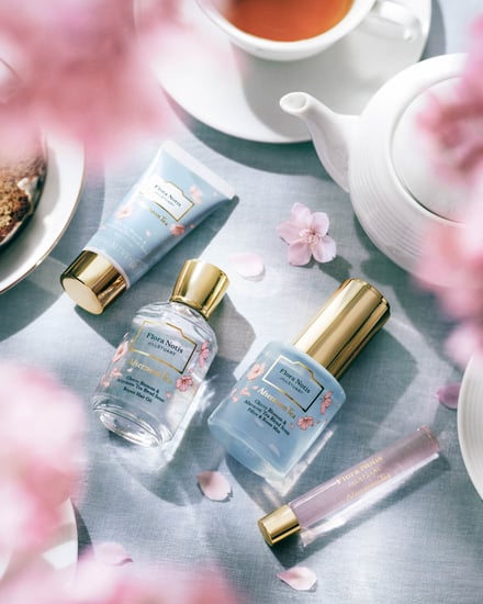 「フローラノーティス ジルスチュアート」が桜と紅茶が香る限定品を発売。