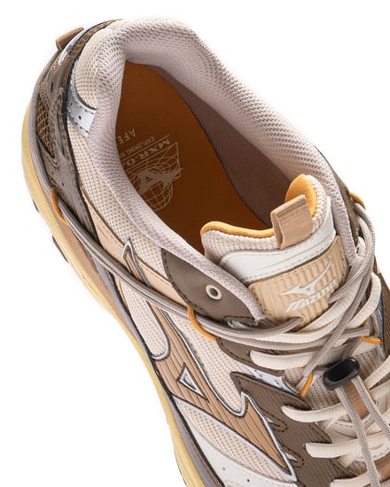 コラボレーションアイテム