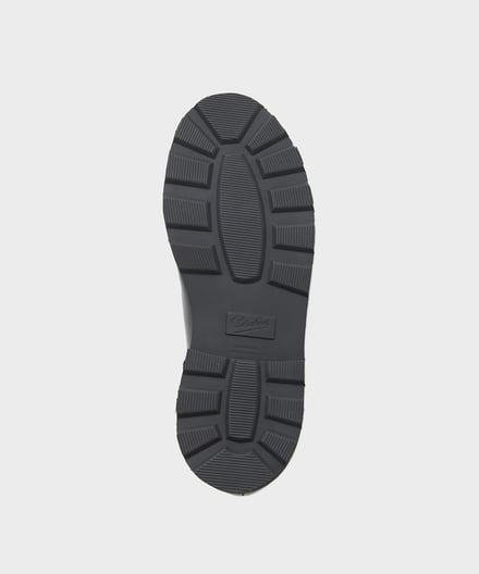 別注したシューズ