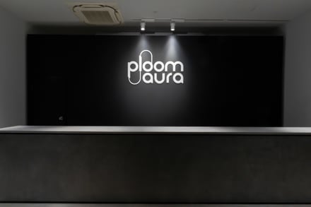 1F デバイス返却カウンター