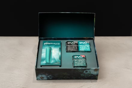 NAKED,INCオリジナルデザインポップアップストア限定セットBOX中身