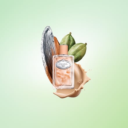 インフュージョン ドゥ プラダ サンタル チャイ オーデパルファム