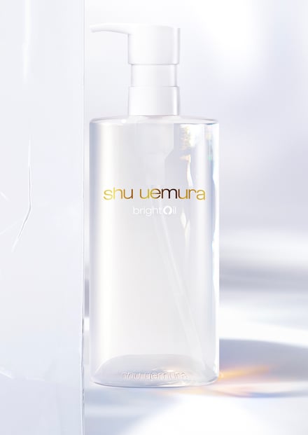 シュウ ウエムラ ブライト クレンジング オイル 画像