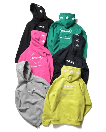 カラフルなフーディー