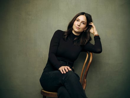 YSLがDV防止を啓発するプログラムに新論文を発表 実存療法士・クブリック博士が協働