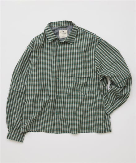 チェックシャツ