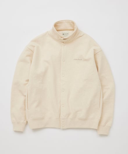 アイボリーのカーディガン