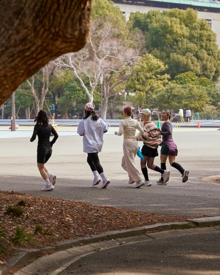 ブルックスのシューズを履いたスナップ