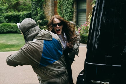 映画「ブゴニア」のワンシーン