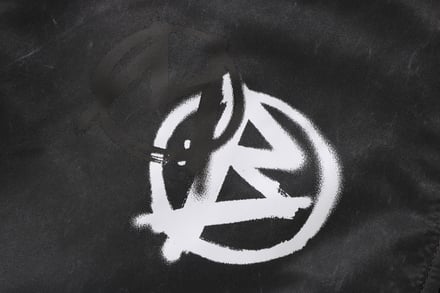 mastermind A BATHING APE コラボレーションアイテム