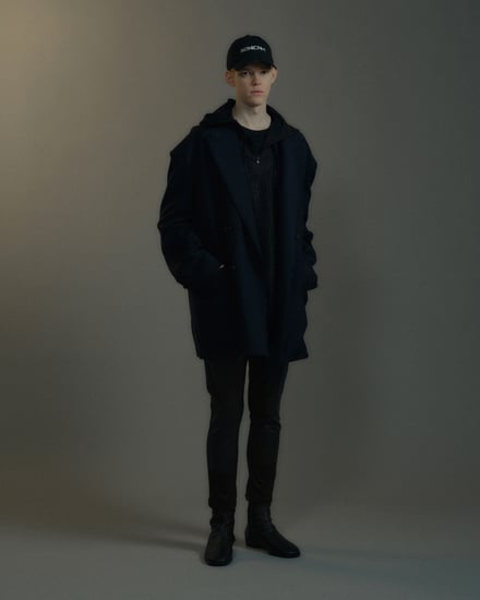 ファーストコレクションのヴィジュアル