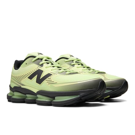 黄色いスニーカー