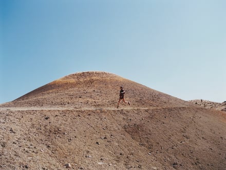 アディダス オリジナルス  × ヒューマンレース　火星カラーのランニングコレクション