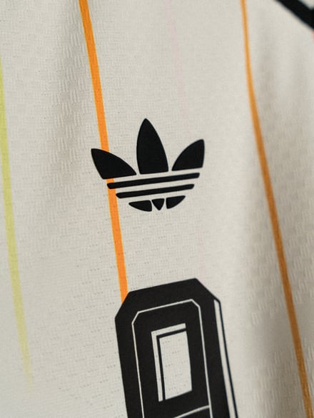 ユニフォームのヴィジュアル