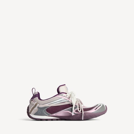 バレンシアガのRadar Sneaker