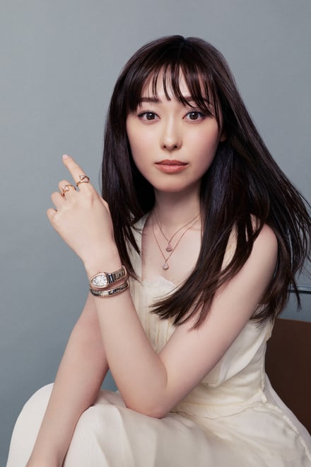 ブルガリ新アンバサダーの福原遥