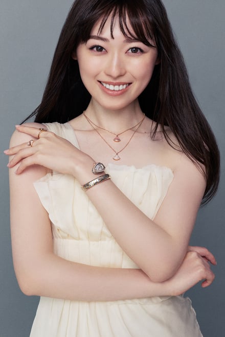 ブルガリ新アンバサダーの福原遥