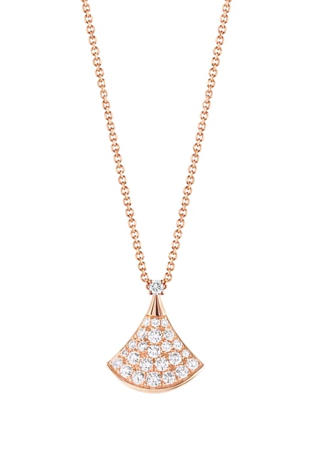 ブルガリ新アンバサダーの福原遥