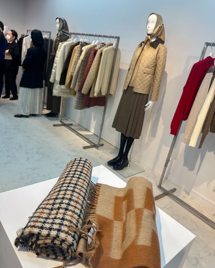 ダックス2026年秋冬コレクションの展示会