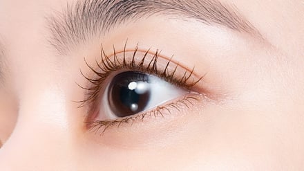 モテマスカラのブラウンブラック