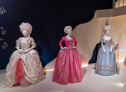 横浜美術館で「マリー・アントワネット・スタイル」が開催