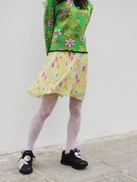 デコスニーカー