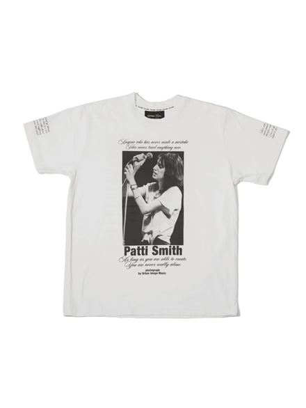 Tシャツ