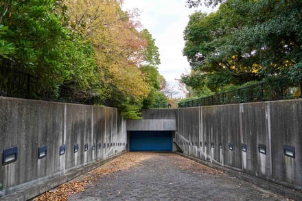 地下駐車場（青海南ふ頭公園内）