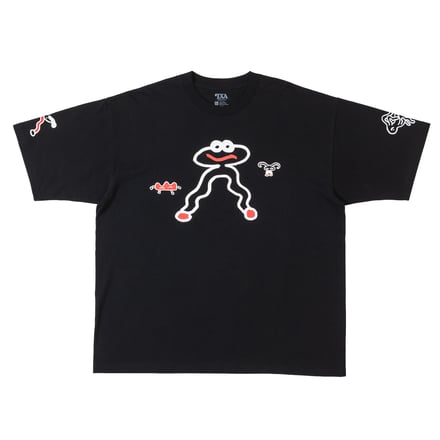 オリジナルのグラフィックをあしらったアパレル