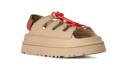 アグのサンダル