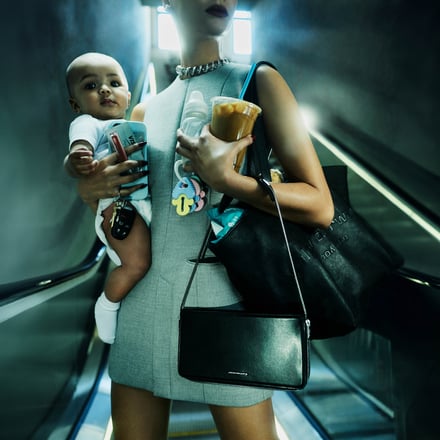 アレキサンダーワン 新作ハンドバッグ「サイレン」 アイテム画像