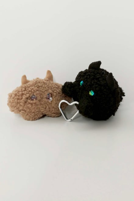 ベイシックスとユメクモのコラボチャーム