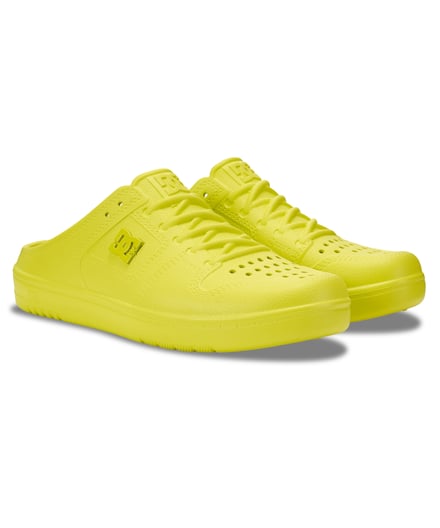 新作スリッポンサンダル