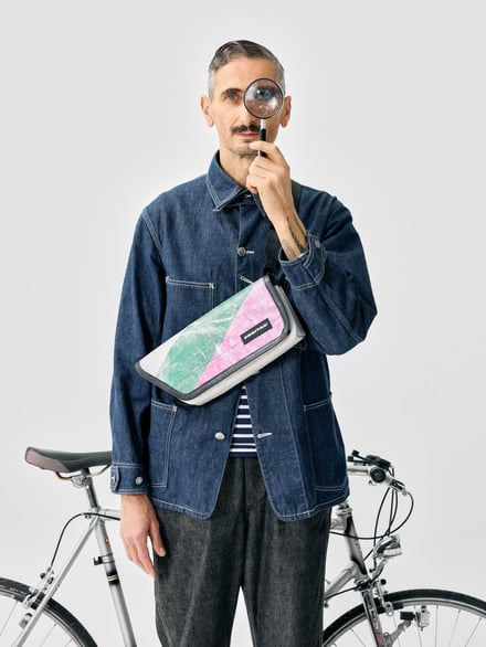 フライターグ新作バッグ「EASY RIDERS」ヴィジュアル画像