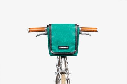 フライターグ新作バッグ「EASY RIDERS」ヴィジュアル画像