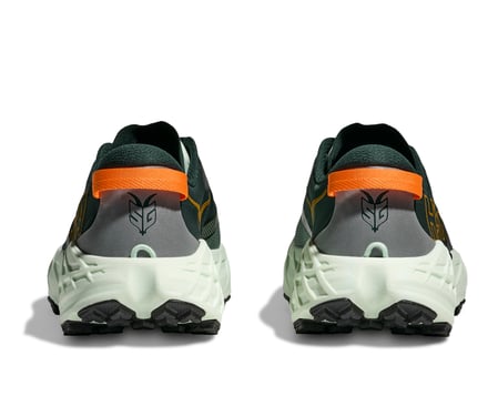 ランニングシューズ