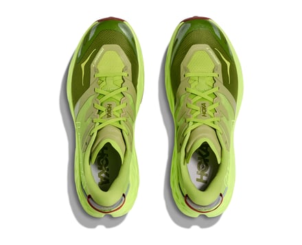 ランニングシューズ