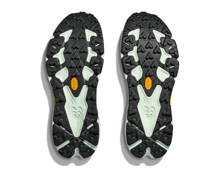 ランニングシューズ