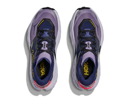 ランニングシューズ