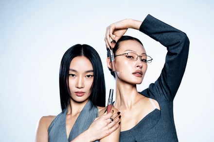 ラカ新作リップキービジュアル画像