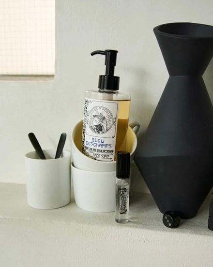 ミュシャ新フレグランスビジュアル画像