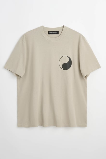 Tシャツ