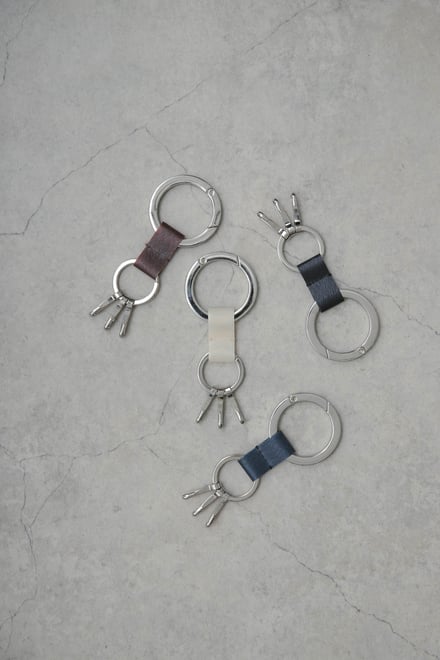 レザーアイテム