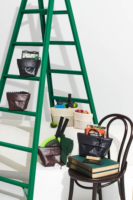 レザーアイテム