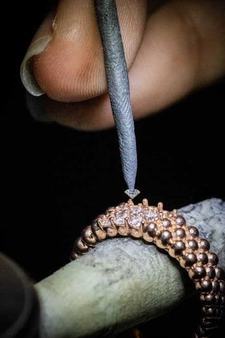 ヴァン クリーフ＆アーペル　ペルレ コレクション新作　製作過程