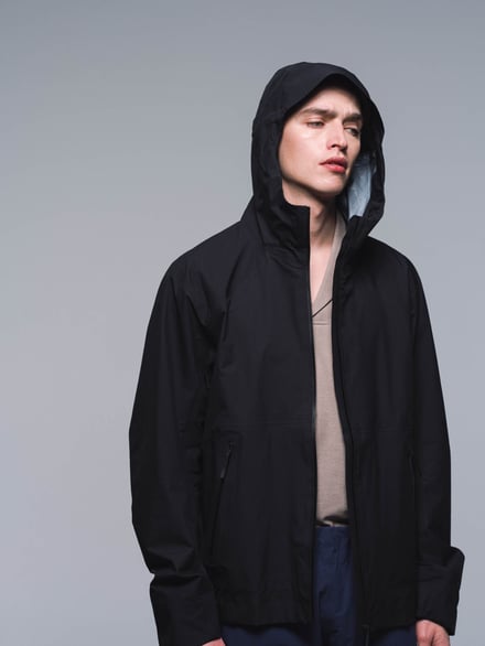 ヴェイランス　2026春夏コレクション　着用画像